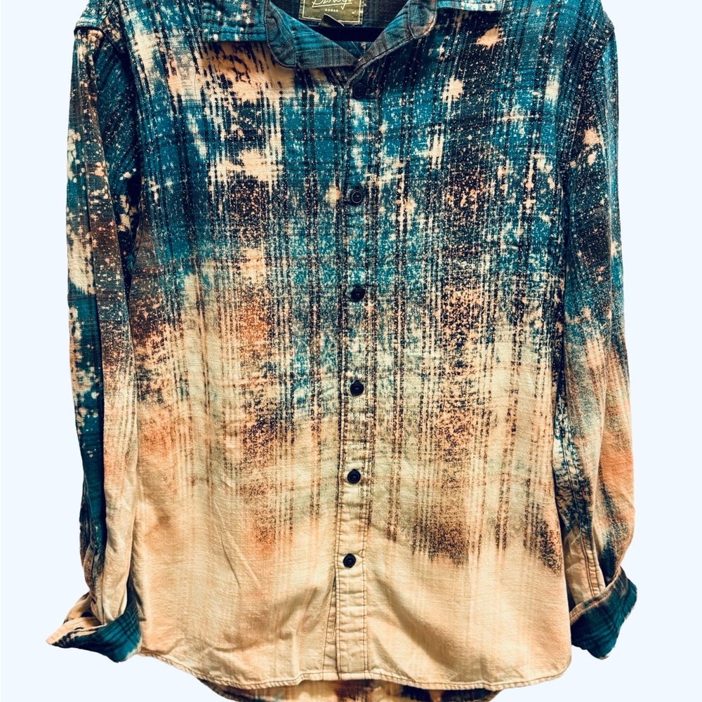 Men's Casual Button Down Shirt in Blue and Tan